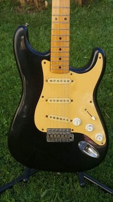 ■FERNANDES RST STRATOCASTER LIMITED ストラト □FERNANDES RST STRATOCASTER LIMITED ストラト