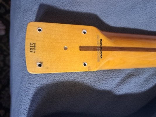 バター　6/12まで　Fender Japan JDシリアル2015 Fender Guitar 